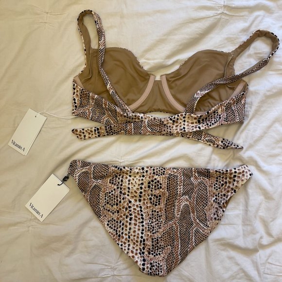 Vitamin A Swimsuit Set - Picture 7 of 15